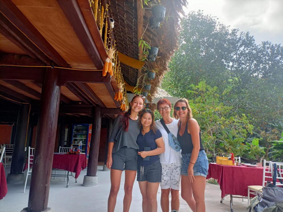 Xuan Dam Bee Lucky Homestay מראה חיצוני תמונה