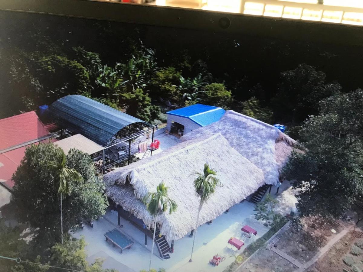 Xuan Dam Bee Lucky Homestay מראה חיצוני תמונה