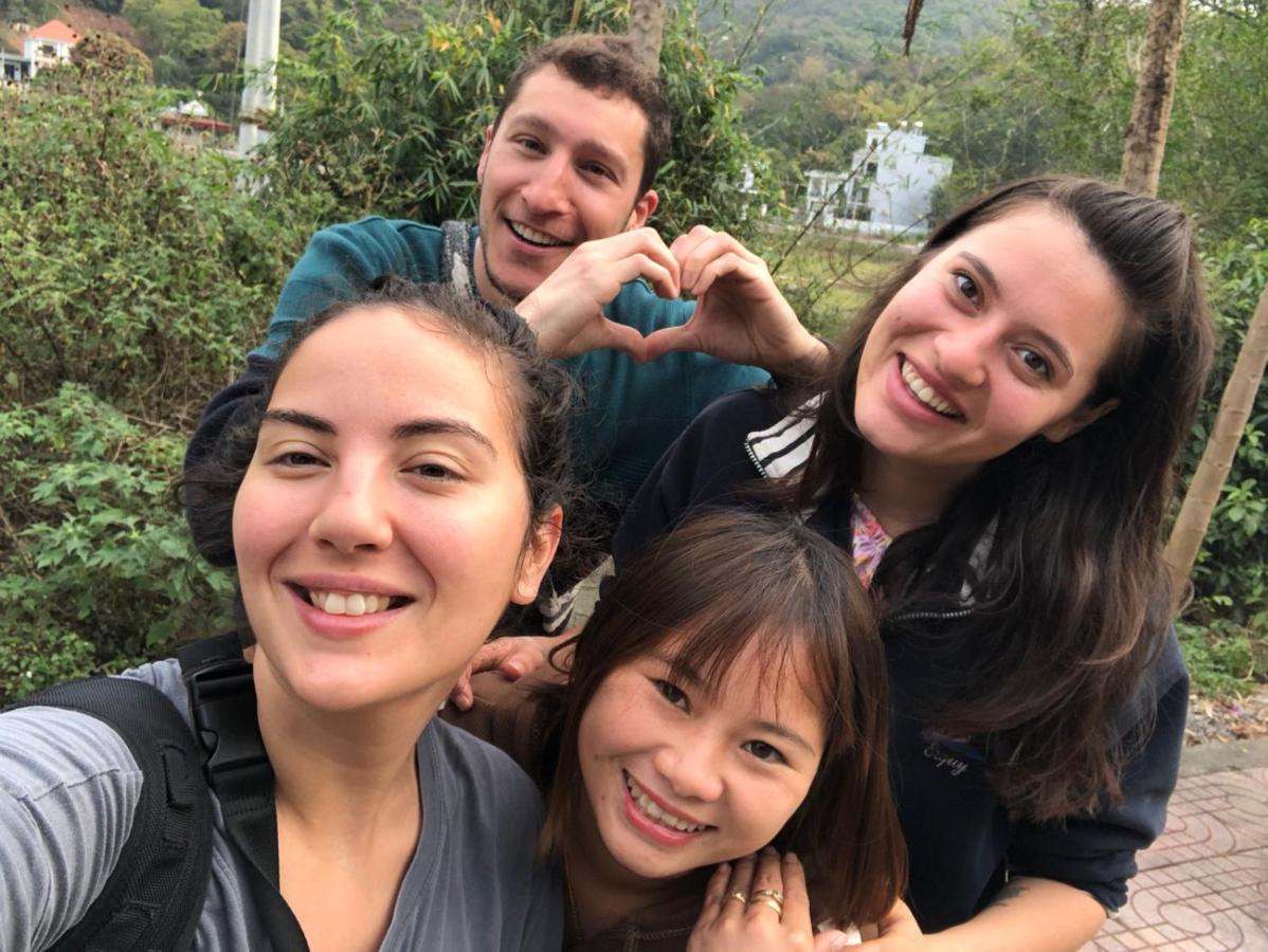 Xuan Dam Bee Lucky Homestay מראה חיצוני תמונה