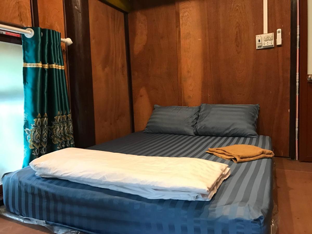 Xuan Dam Bee Lucky Homestay מראה חיצוני תמונה