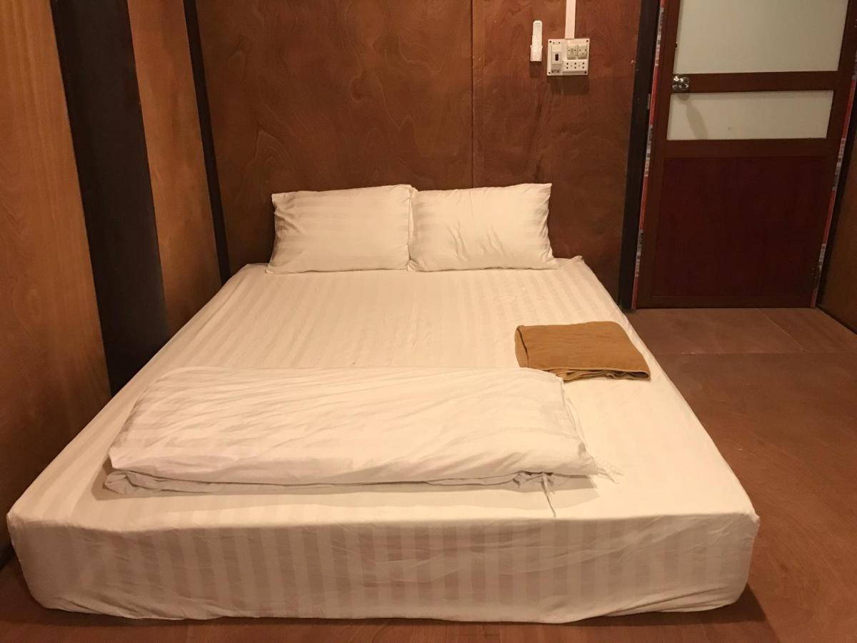 Xuan Dam Bee Lucky Homestay מראה חיצוני תמונה